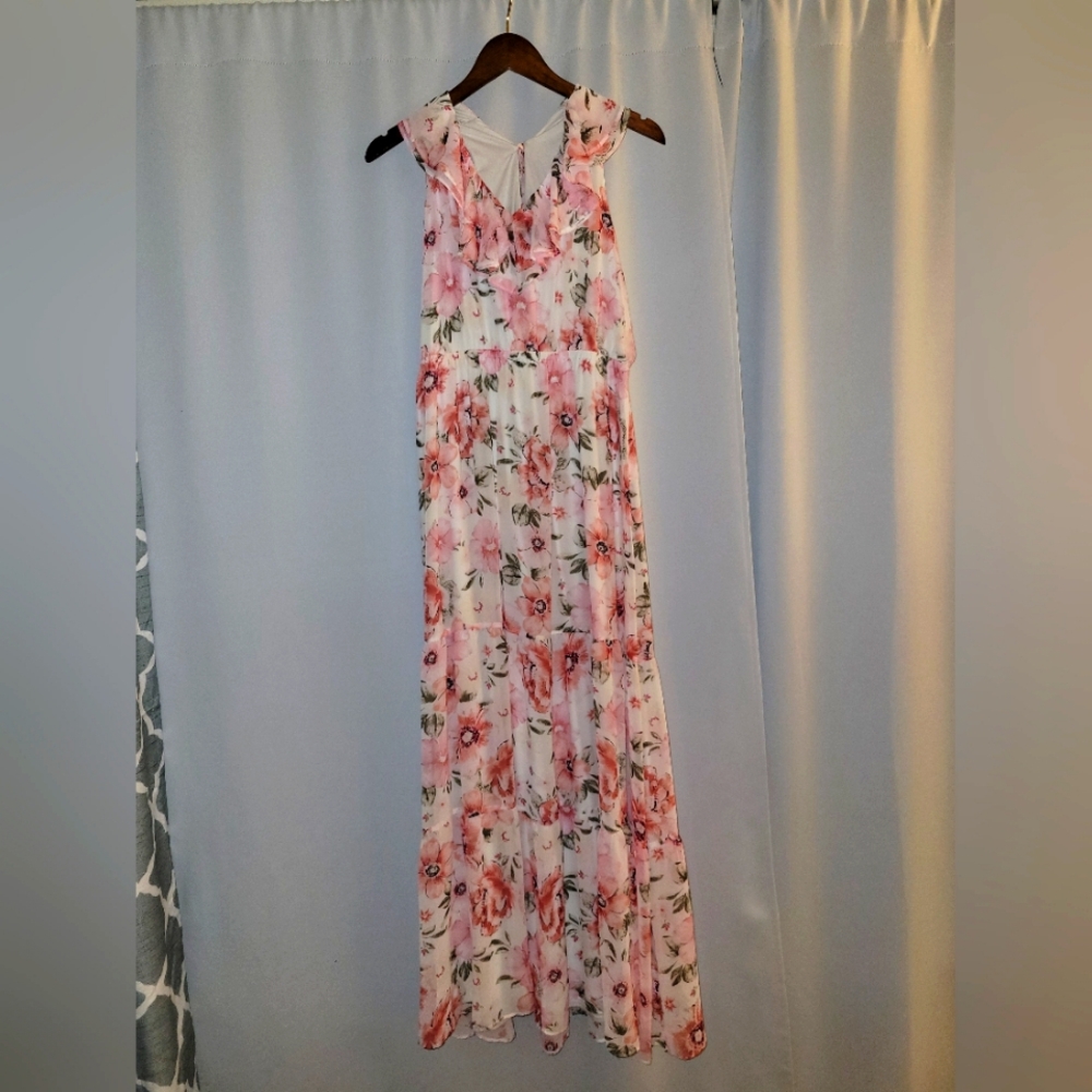 Pink & White Floral Maxi Dress